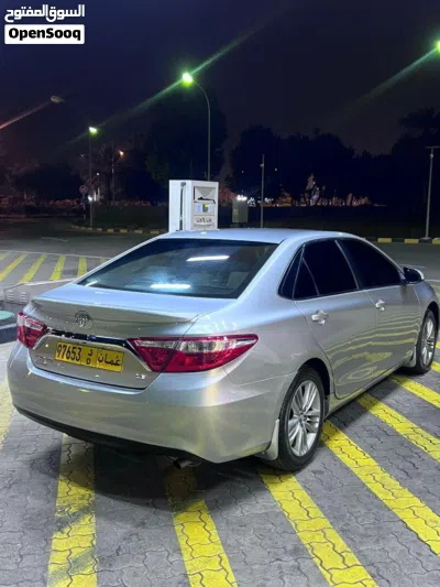 Toyota Camry LE 4