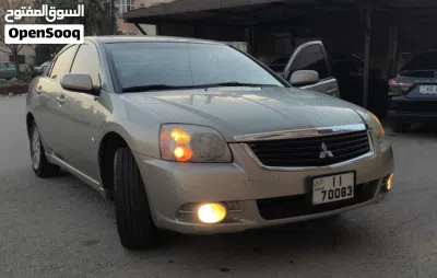 Mitsubishi Galant Standard 4