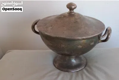 مجموعة قطع ديكور وتحف قديمة مميزة للبيع 3