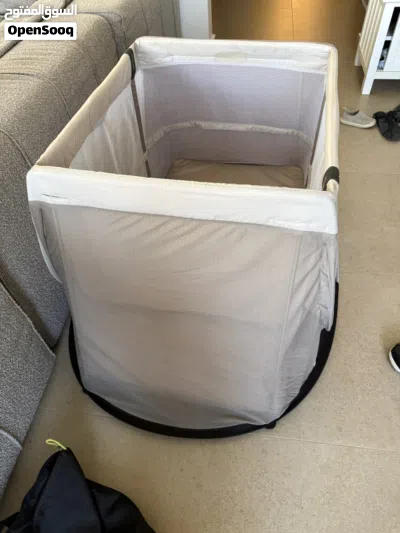 Aeromoov travel crib 4
