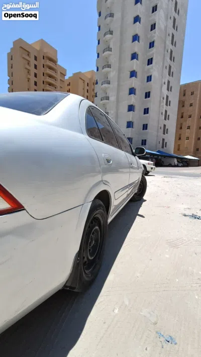 نيسان صني S 4
