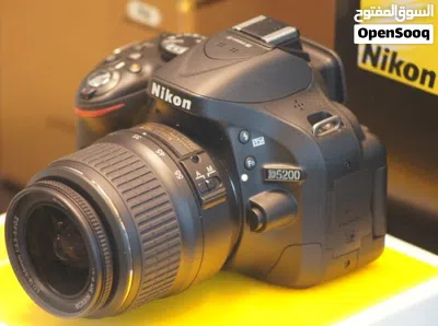 كاميرا احترافية نيكون Nikon D5200 2