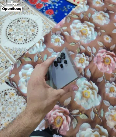 سامسونج S24 الترا مستعمل بحالة ممتازة 2