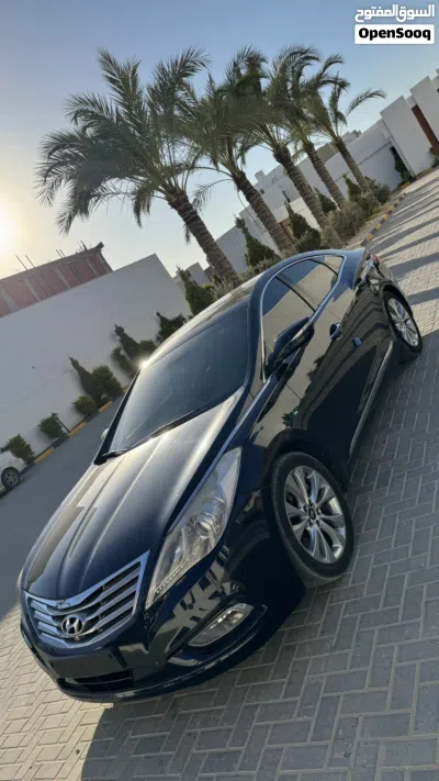 Hyundai Azera Standard 3