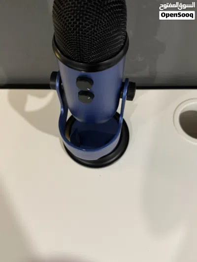 مايك Blue Yeti USB يدعم أنماط تسجيل متعددة مع مخرج سماعة وتحكم مباشر بالصوت والكتم، (بدون ارجاع) . 4