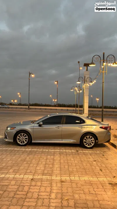 Toyota Camry LE 2