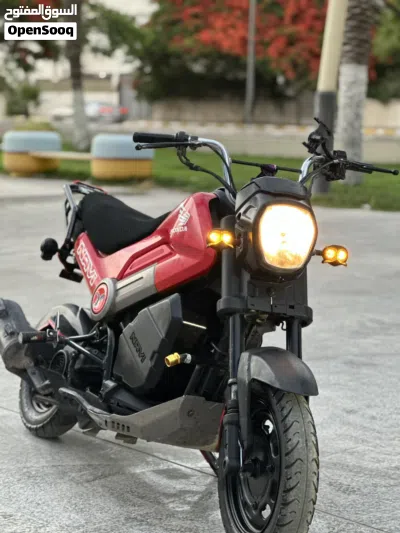 Honda Navi 4