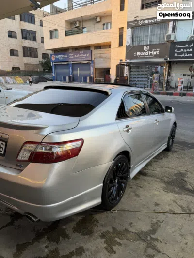 Toyota Camry XLE 4