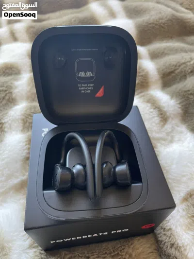 سماعات 2 PowerBeats Pro من شركة apple 2