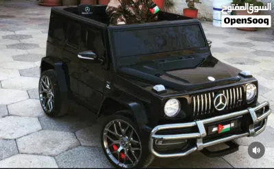 للبيع سيارة كهربائية g-class أصلية و الشكل الجديد لون اسود 2