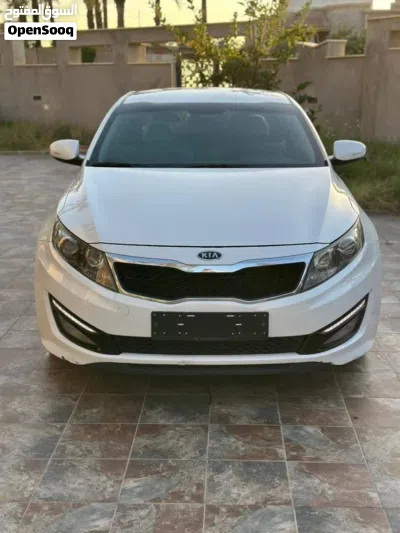 Kia K5 EX 2