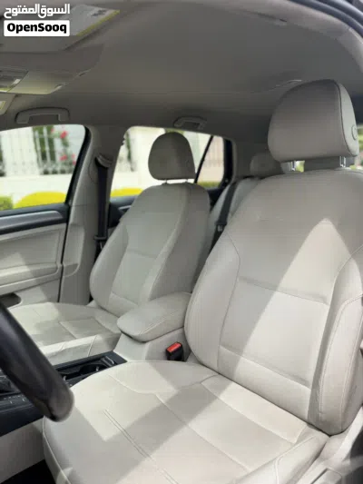 Volkswagen Golf E-Golf 2