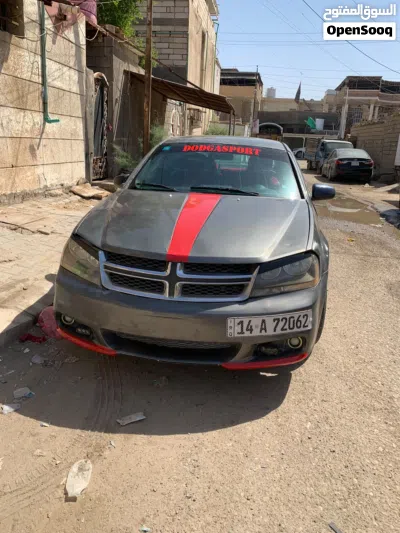 Dodge Avenger SXT 2
