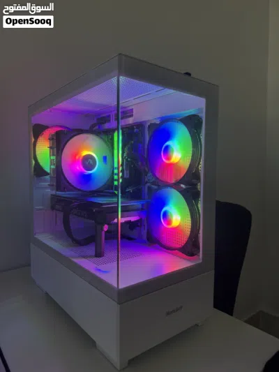 PC GAMING 4070 i5-13400F 32 RAM 2