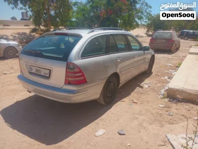 Mercedes Benz C-Class C 200 4