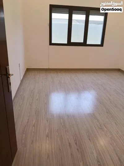 شقة للإيجار في الصديق قطعة 3 3