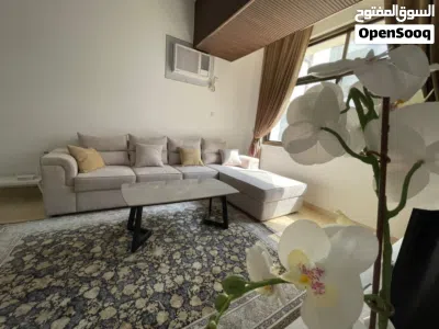 شقة أنيقة مفروشة للإيجار – الخوير (مقابل الوزارات) Elegant Fully Furnished 1BHK Apartment for Rent 4