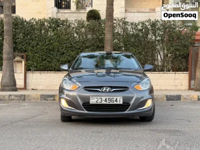 Hyundai Accent GLS 3
