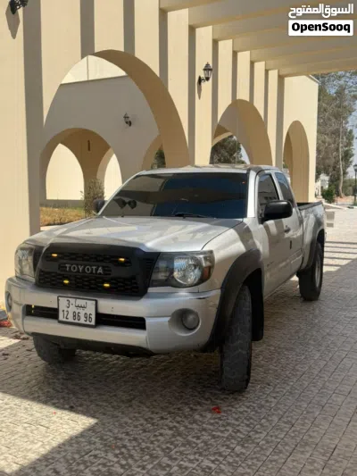 Toyota Tacoma TRD Sport 3