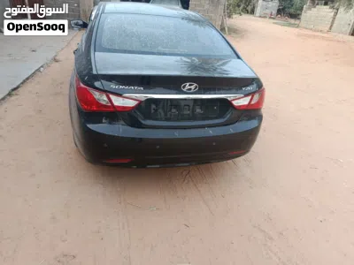 Hyundai Sonata SE 2