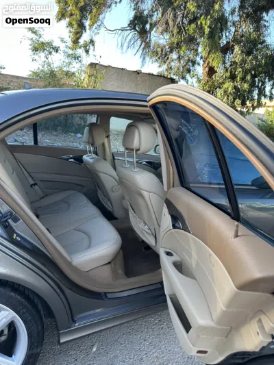 مرسيدس بنز الفئة-E E 350 4