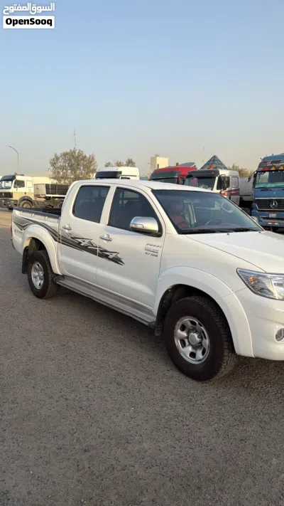 Toyota Hilux GLX 3