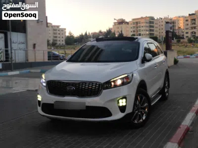 كيا سورينتو Standard 3