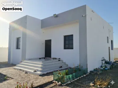 رقم التواصل في الوصف... بيت جديد عمر سنتين للبيع بسعر نهائي 16 الف حفيت البريمي 2