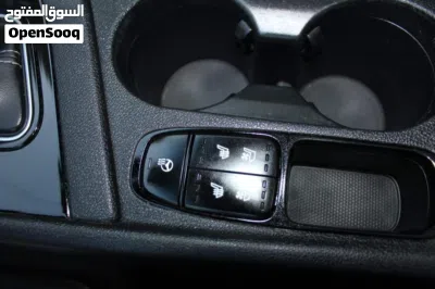Kia Niro SX Touring 4