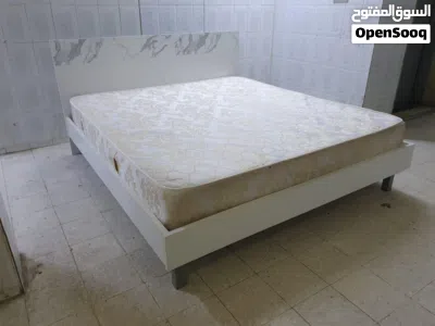 Bed for sale king size 2