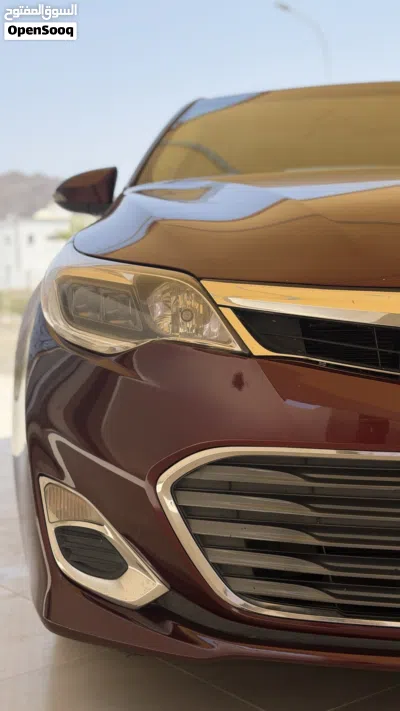 Toyota Avalon XLE 2