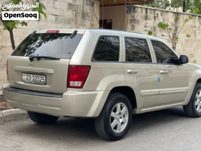 جيب جراند شيروكى Laredo 4