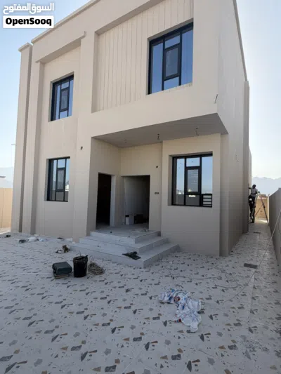 فيلا جديده للبيع العامرات مدينة نهضه 4