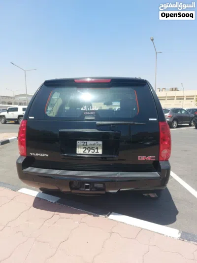 GMC Yukon SLE 3