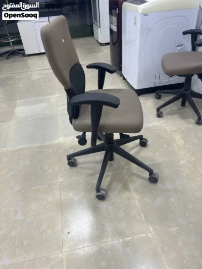 كرسي مكتب مستورد امريكي ماركه Steelcase 3