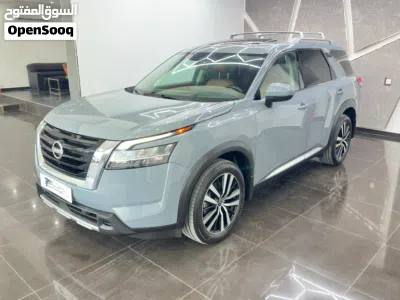 Nissan Pathfinder SL 3