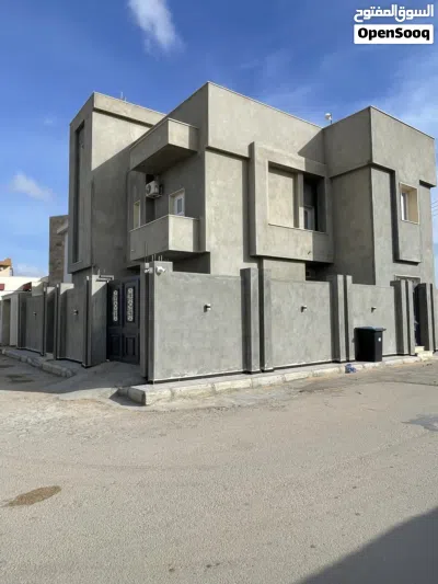 فيلا واجهتين قطران دورين مستقلات 2