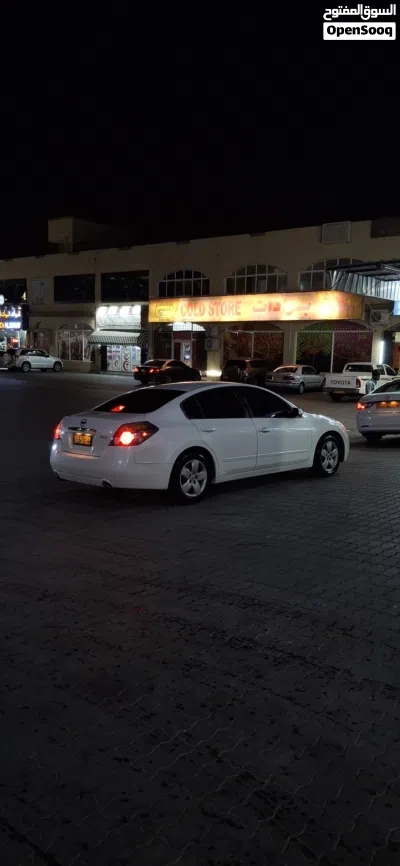 Nissan Altima S 2