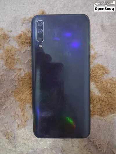 سامسونك A50........ 2