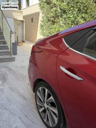 Hyundai Accent Limited 4