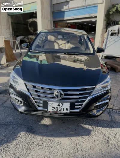 MG MG 5 2