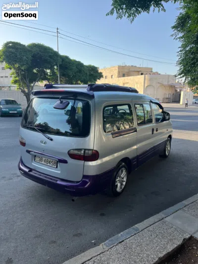 Hyundai H1 3