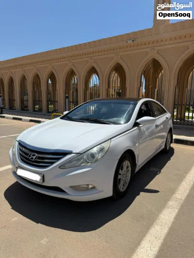 Hyundai Sonata Standard 2