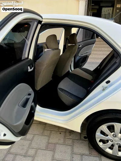 كيا بيجاس Standard 4
