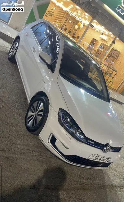 فولكسفاغن جولف E-Golf 3