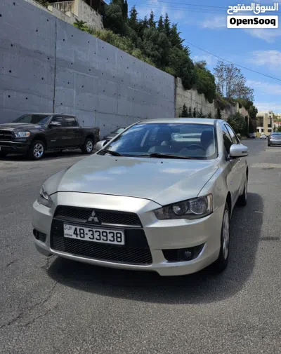 Mitsubishi Lancer ES 2