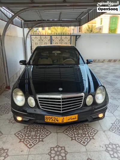 Mercedes Benz E-Class Standard 3