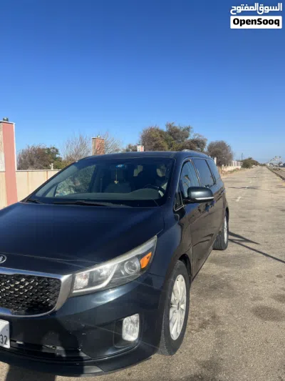 Kia Sedona EX 3