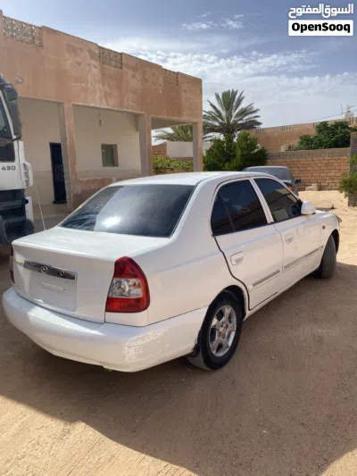 Hyundai Verna SX 2