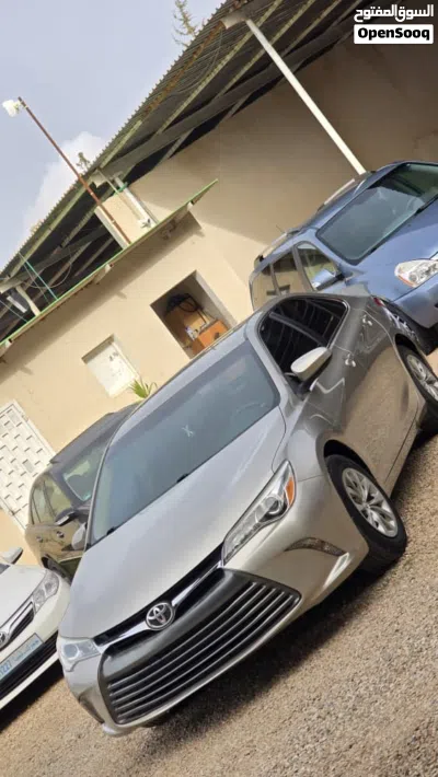 Toyota Camry SE 3